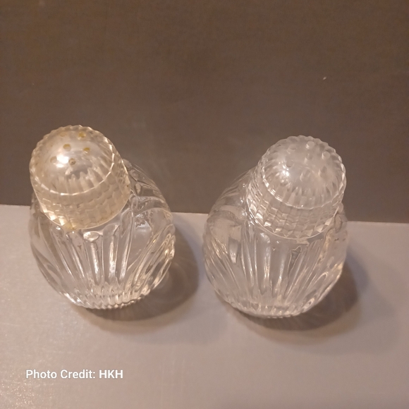 Cambridge Caprice Clear (Stem 300) Salt & Pepper Shaker Set w/Plastic Lids - Picture 5 of 8